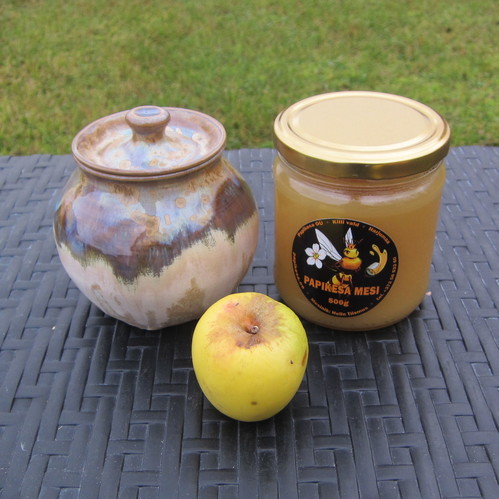 Mesi 500g ja meepott 2